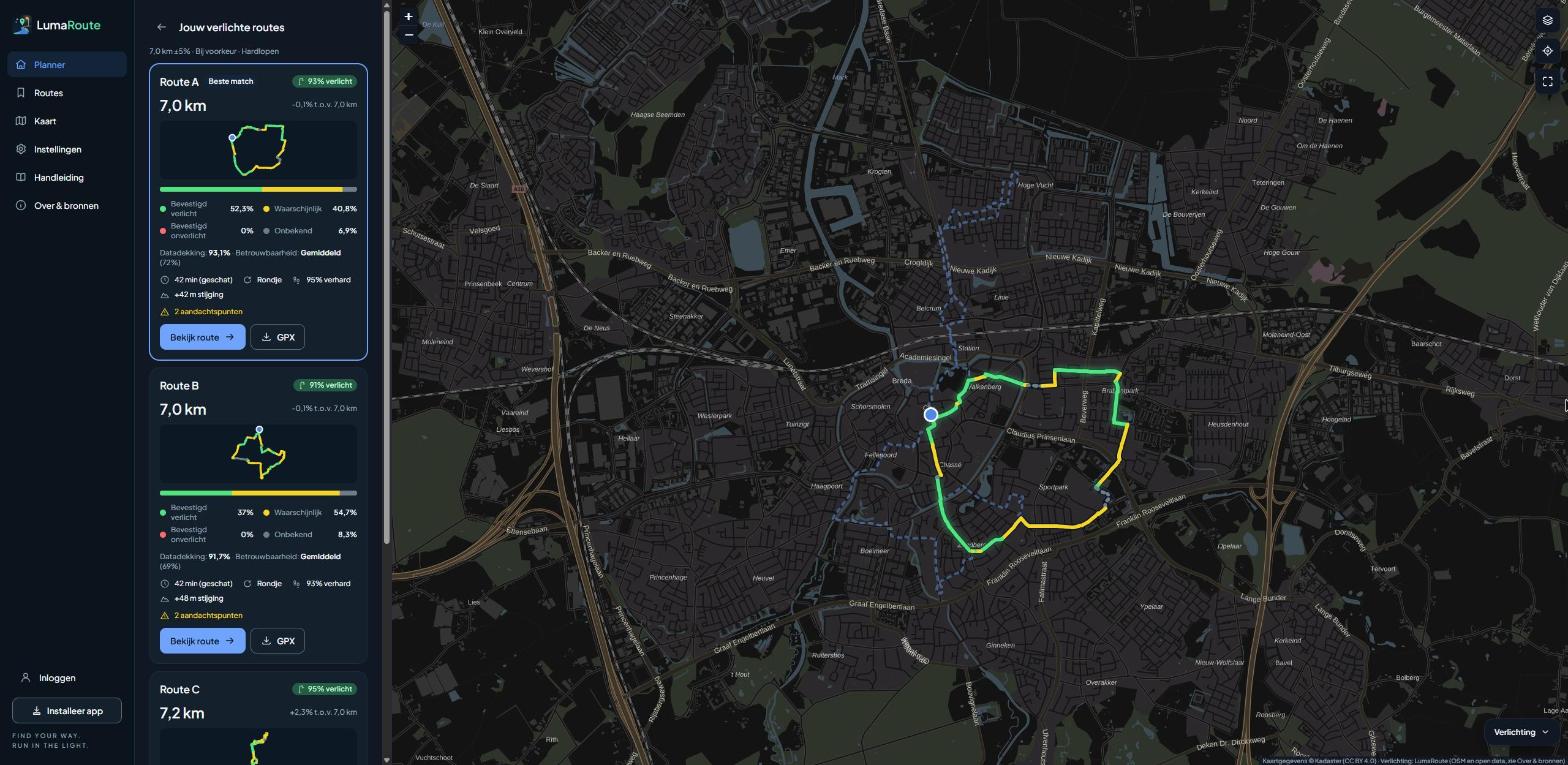 Drie voorgestelde routes met verlichtingspercentage en datadekking